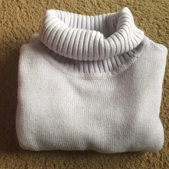 Sweater - Picture 1 of 10